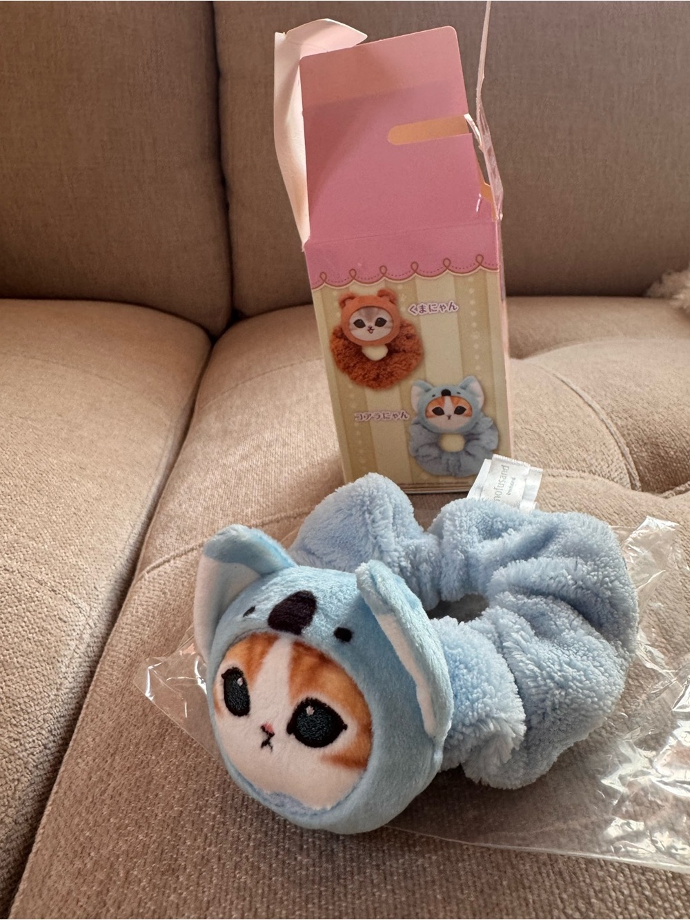 Plush Cat Hooded Hair Scrunchie - Light Blue
